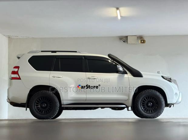 Toyota Land Cruiser Prado 2.8 2018 White