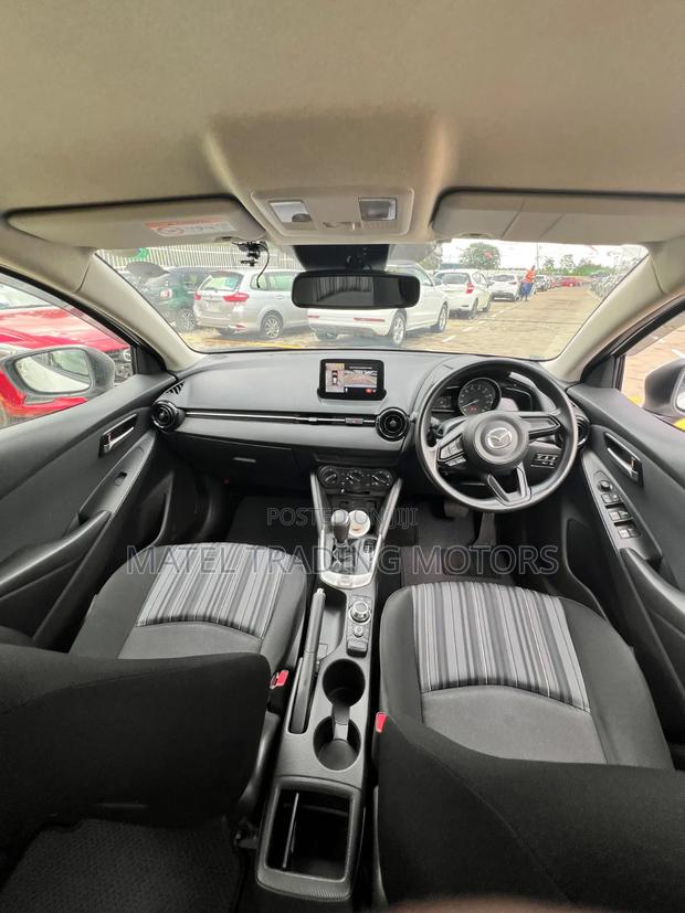Mazda 2 2019 White