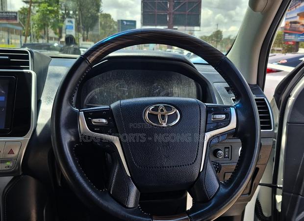 Toyota Land Cruiser Prado 2020