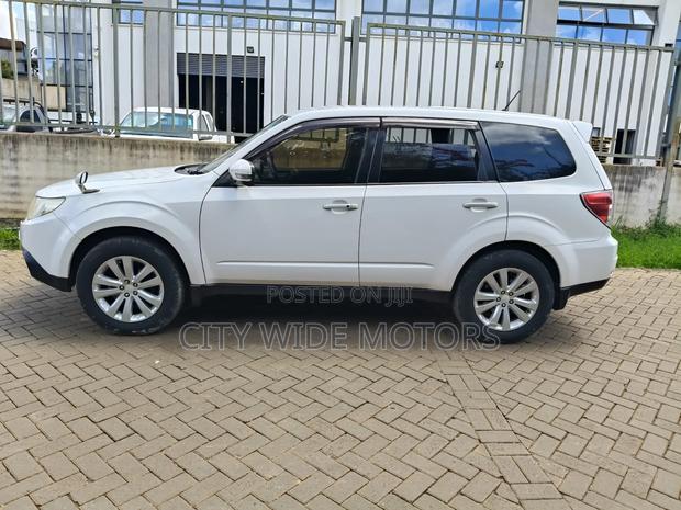 Subaru Forester 2012 Pearl