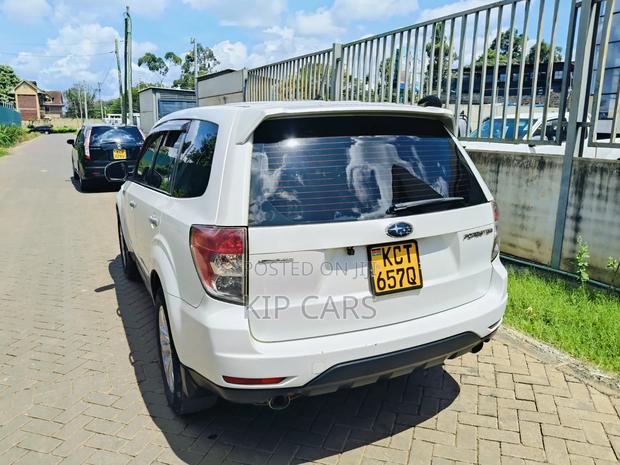 Subaru Forester 2.5X 2011 White