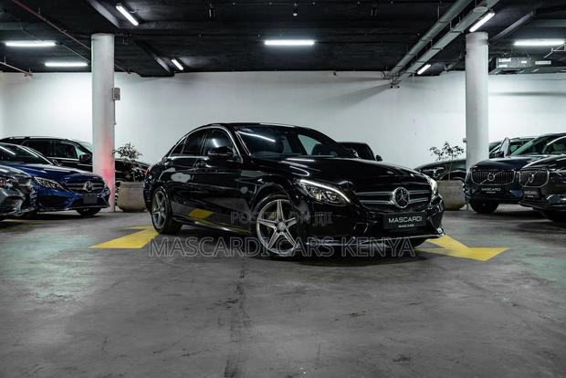 Mercedes-Benz C200 2017 Black