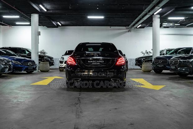 Mercedes-Benz C200 2017 Black