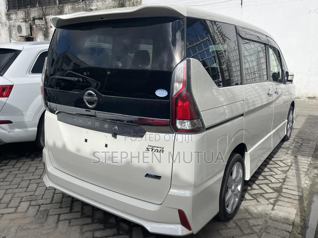 Nissan Serena 2019 White