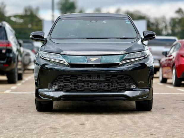 Toyota Harrier 2.0 Turbo 2019
