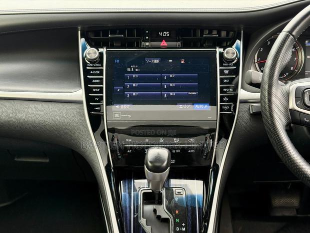 Toyota Harrier 2.0 Turbo 2019