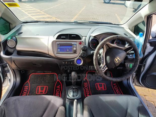 Honda Fit 2012 Silver