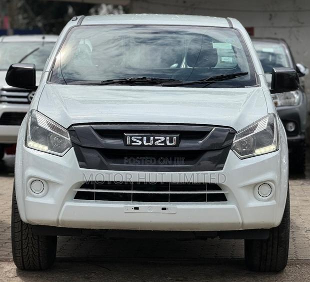 Isuzu D-MAX 2019 White