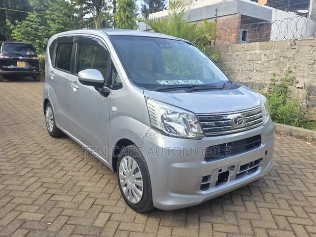 Daihatsu Move 2020 Silver