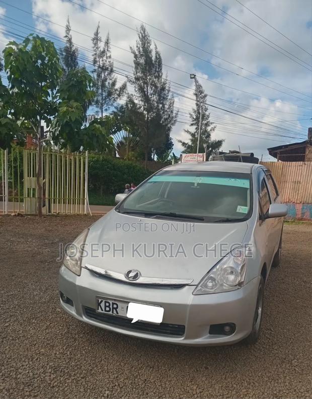 Toyota Wish 2007 Silver
