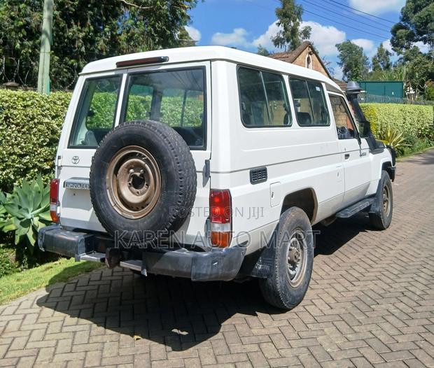 Toyota Land Cruiser 2020 White