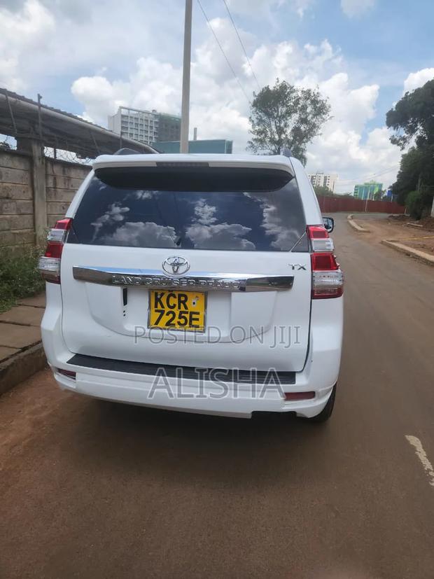 Toyota Land Cruiser Prado 2011 White