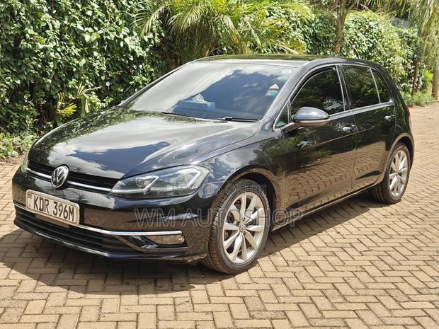 Volkswagen Golf TSI S FWD 2018 Black