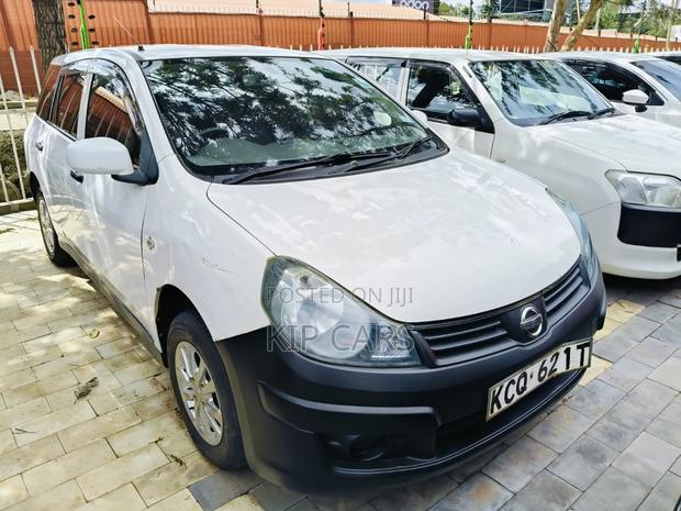 Nissan Advan 2012 White