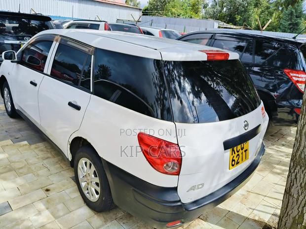 Nissan Advan 2012 White