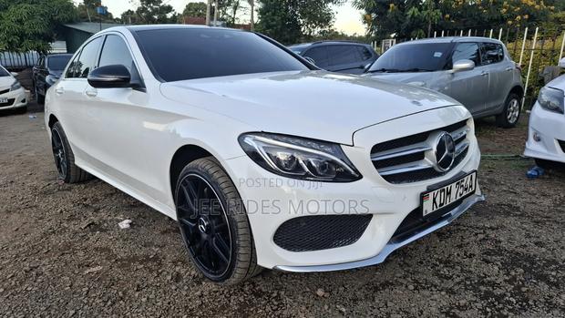 Mercedes-Benz C200 2016 White