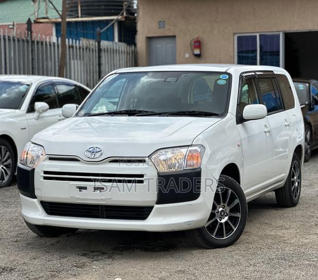 Toyota Probox 1.5 GL 4WD 2020 White