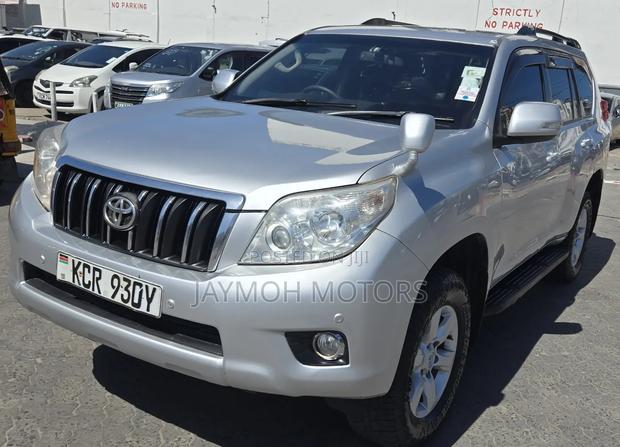 Toyota Land Cruiser Prado 2013 Silver