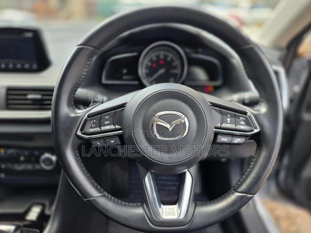 Mazda Axela 2019 Silver