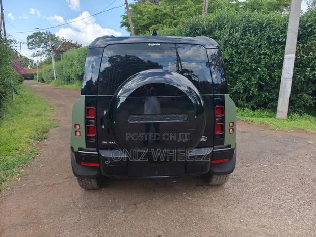 Land Rover Defender X-Dynamic SE 2023 Green
