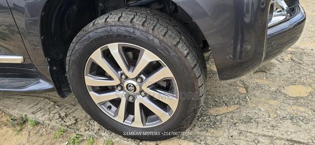 Toyota Land Cruiser 2019 Gray