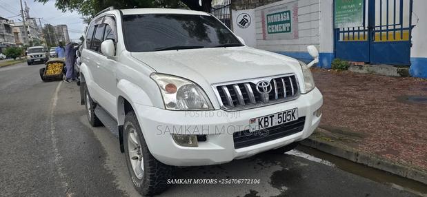 Toyota Land Cruiser Prado 2009 White
