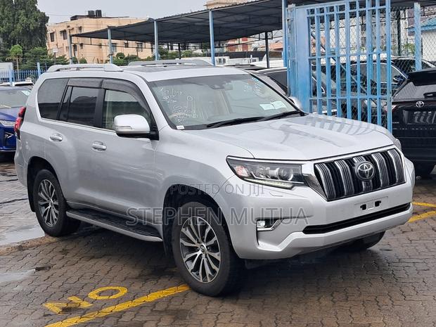 Toyota Land Cruiser Prado 2.8 2020 Silver