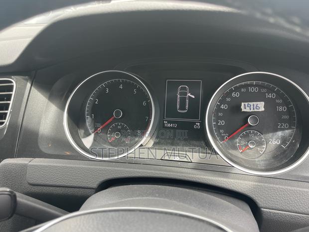 Volkswagen Golf 2019 White
