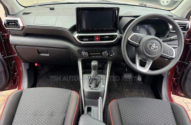 Toyota Raize 1.0 FWD 2019 Maroon