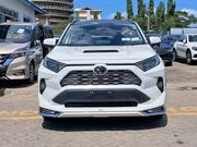 Toyota RAV4 2019 Pearl for sale
