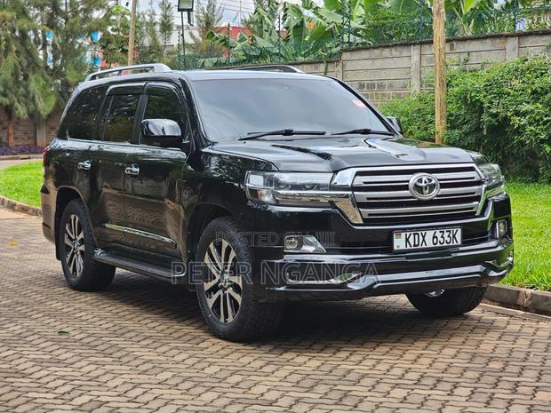 Toyota Land Cruiser 4.6 V8 ZX 2010 Black