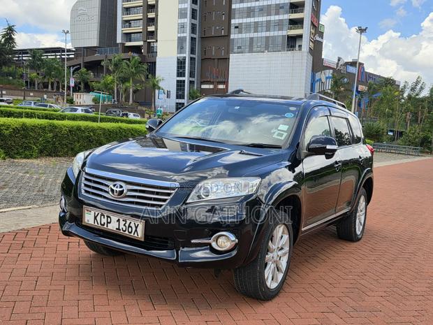 Toyota Vanguard 2010 Black