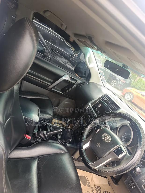 Toyota Land Cruiser Prado 2014 Black