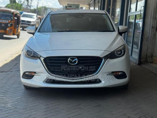 Mazda Axela 2019 White