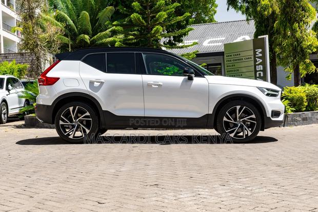 Volvo XC40 T5 Petrol AWD 2018 White