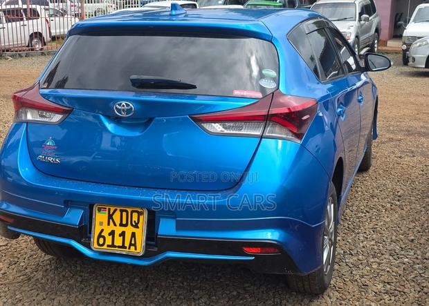 Toyota Auris 2017 Blue