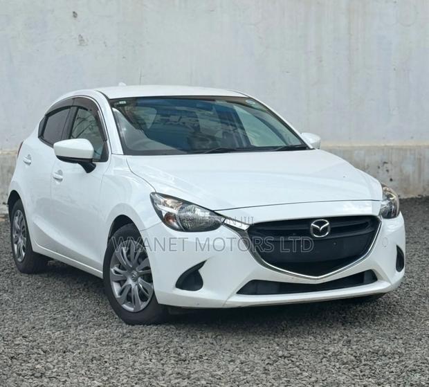 Mazda Demio 2019 White