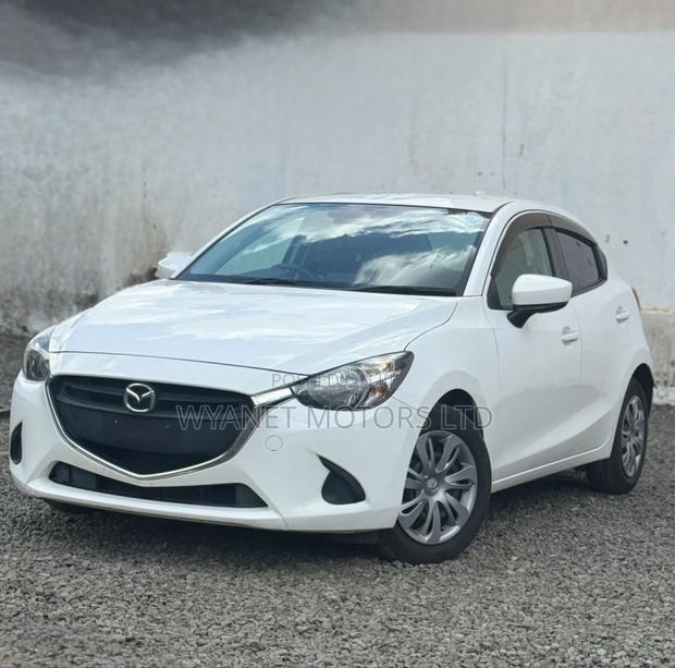 Mazda Demio 2019 White