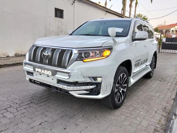 Toyota Land Cruiser Prado 2.8 2020 White