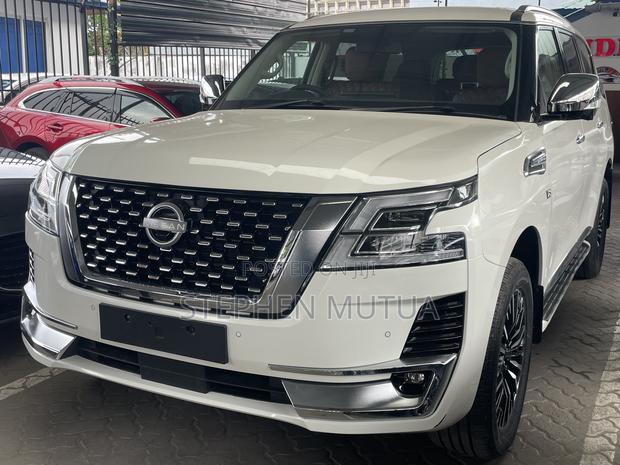 Nissan Patrol 2019 White