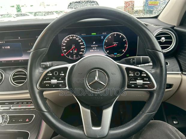 Mercedes-Benz C200 2020 Silver