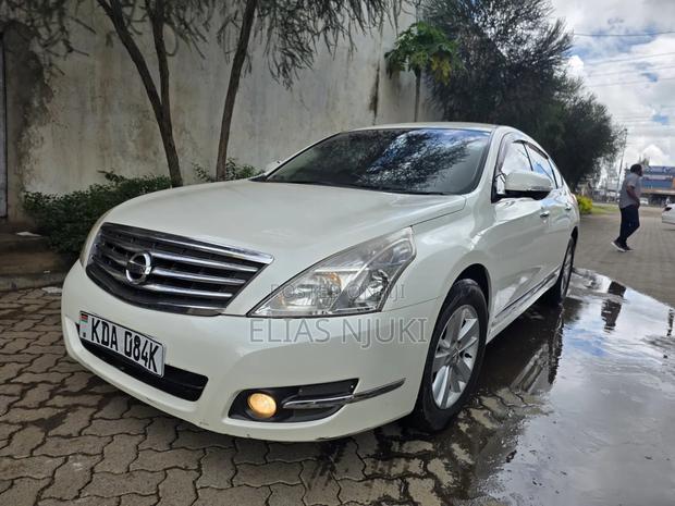 Nissan Teana 2012 Pearl
