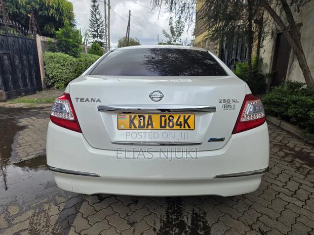 Nissan Teana 2012 Pearl