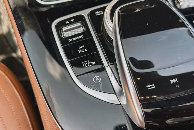 Mercedes-Benz E200 2019 Black