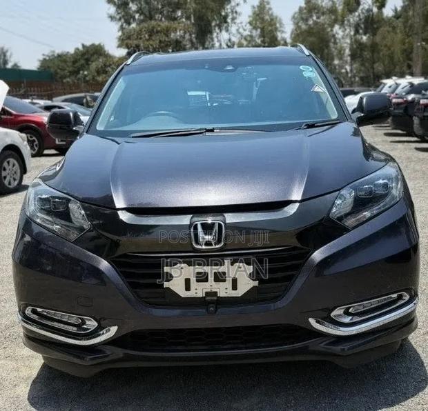 Honda Vezel 2018 Black