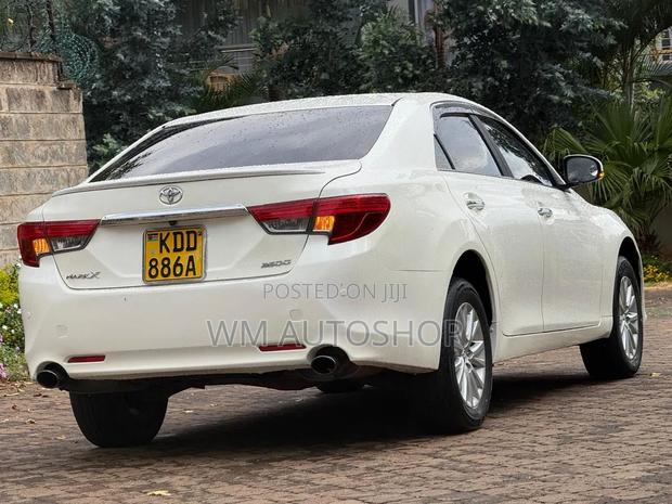 Toyota Mark X 2.5 RWD 2014 White