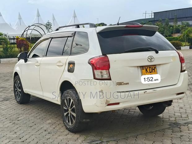 Toyota Corolla Fielder 2015 Pearl