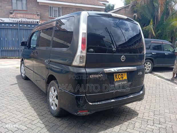 Nissan Serena 2011 Black