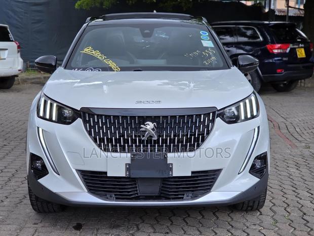 Peugeot 2008 2021 White
