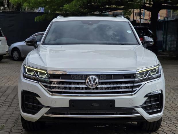 Volkswagen Touareg 2019 White